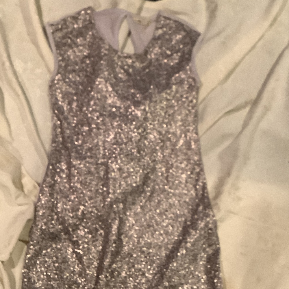 Macy's Short Sleeve Sequined Gray Dress Size Small